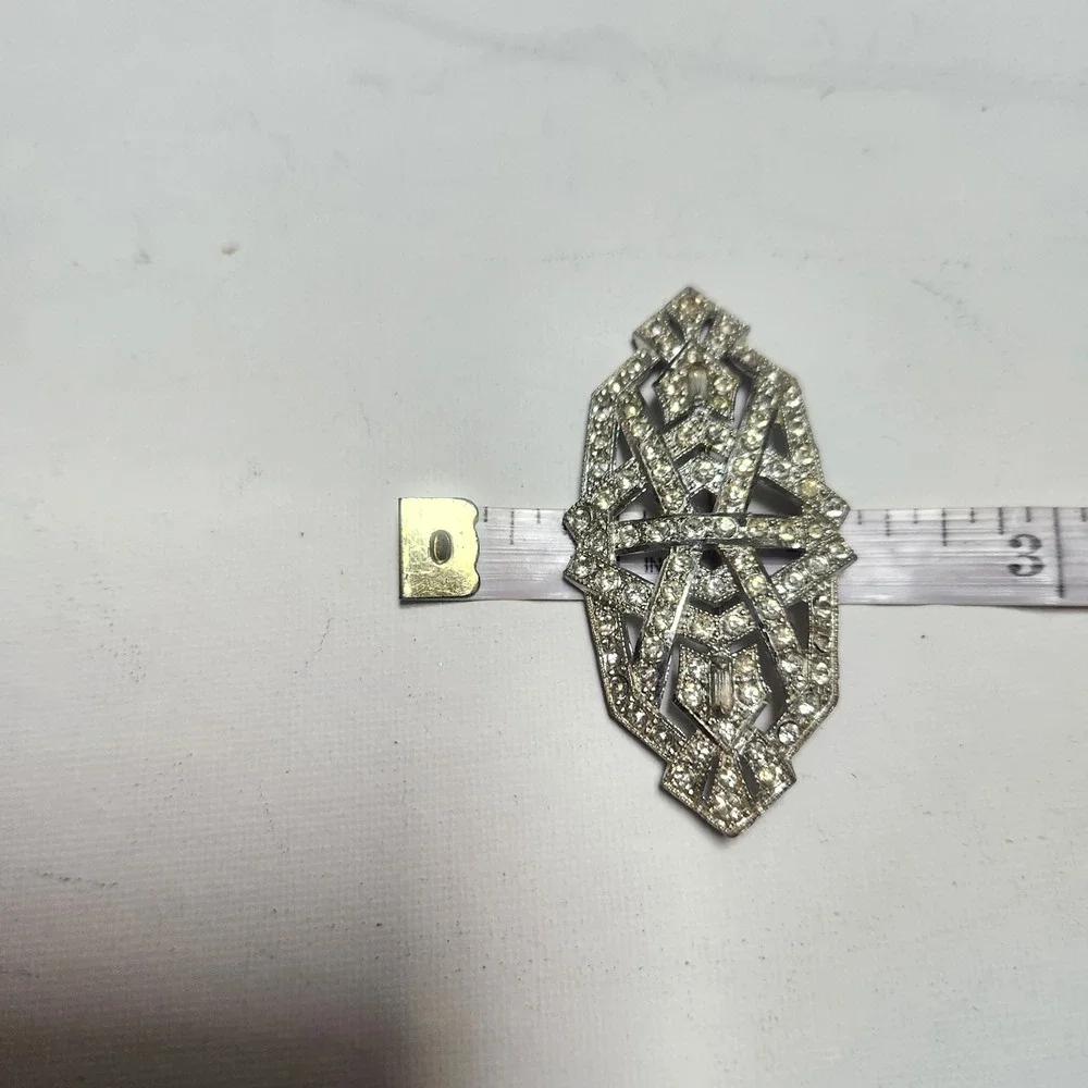 Vintage‎  Rhinestone Pot Metal Geometric Brooch Pin Clear Crystal Retro